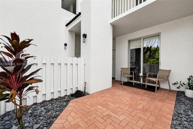 10730 NW 66th Street 102, Doral, FL 33178