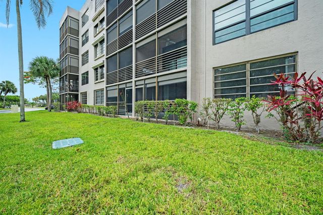 900 Colony Point Circle 121, Pembroke Pines, FL 33026