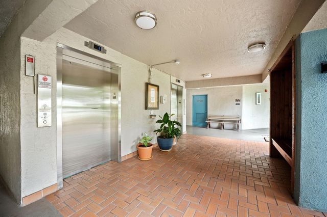 900 Colony Point Circle 121, Pembroke Pines, FL 33026