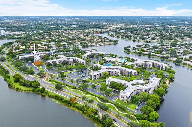900 Colony Point Circle 121, Pembroke Pines, FL 33026