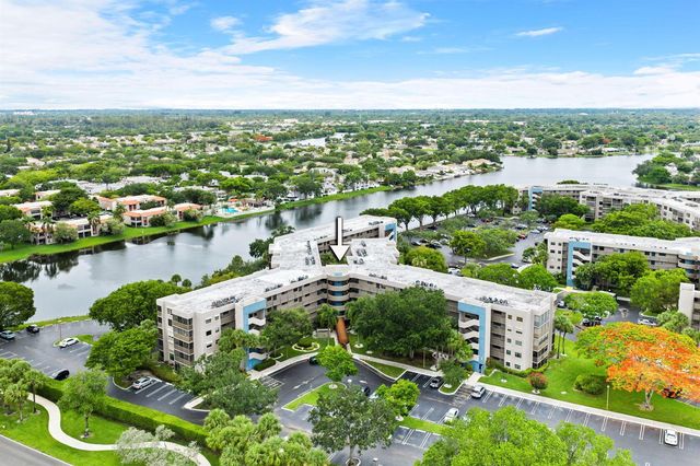 900 Colony Point Circle 121, Pembroke Pines, FL 33026