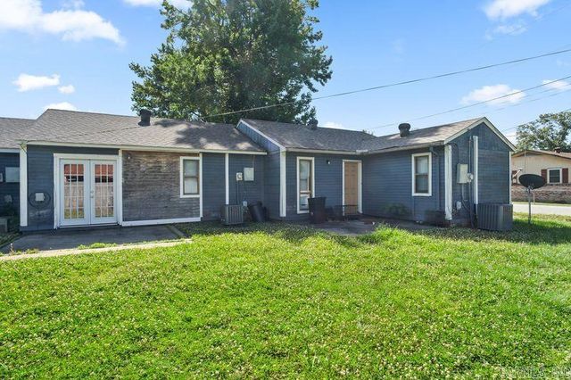902-906 Dismukes Avenue, Lonoke, AR 72086