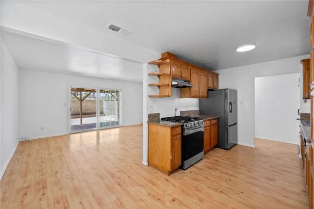 1494 Blythe, Highland, CA 92346