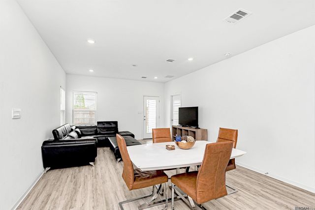 8009 Derick Ave, Baton Rouge, LA 70820