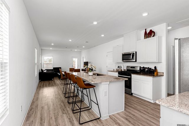 8009 Derick Ave, Baton Rouge, LA 70820