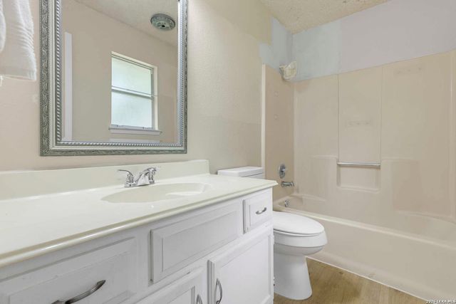 9727 Timber Path, San Antonio, TX 78250