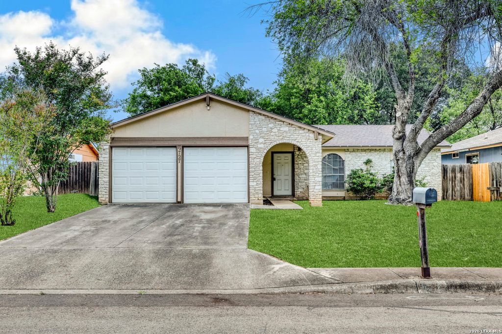 9727 Timber Path, San Antonio, TX 78250