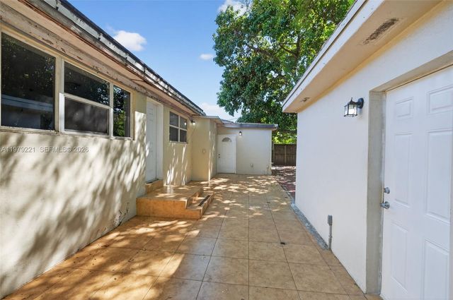 1980 SW 32nd Ave, Miami, FL 33145