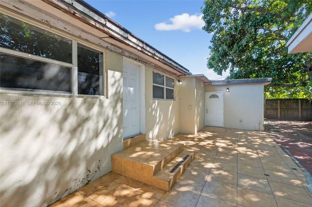 1980 SW 32nd Ave, Miami, FL 33145