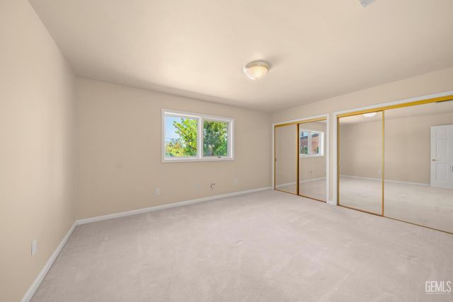 3916 Pinehurst Drive, Bakersfield, CA 93306