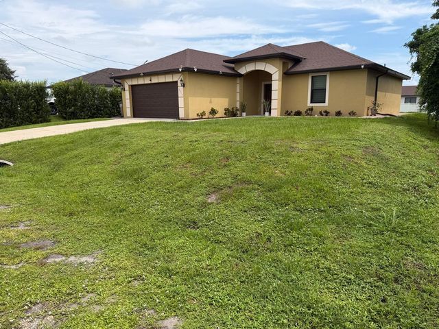 3015 12TH STREET SW, Lehigh Acres, FL 33976