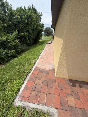 3015 12TH STREET SW, Lehigh Acres, FL 33976