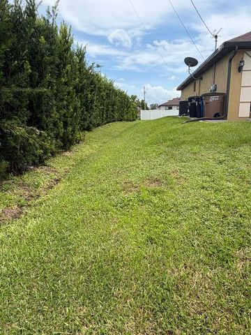 3015 12TH STREET SW, Lehigh Acres, FL 33976