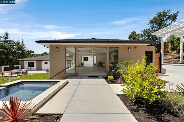 853 El Pintado Rd, Danville, CA 94526