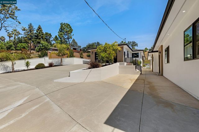853 El Pintado Rd, Danville, CA 94526