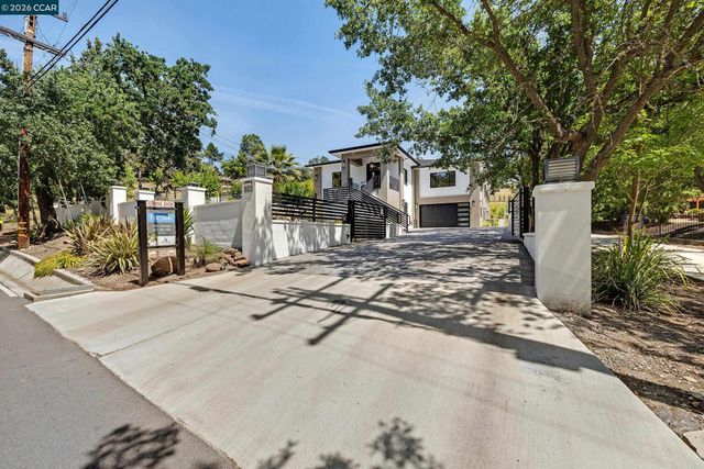 853 El Pintado Rd, Danville, CA 94526