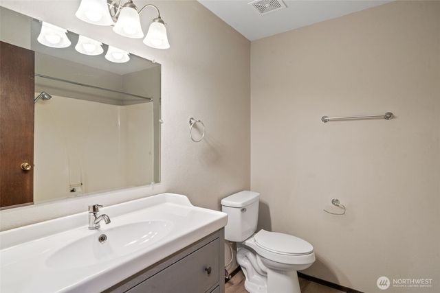 8785 SE Sedgwick Road, Port Orchard, WA 98366