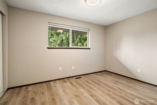 8785 SE Sedgwick Road, Port Orchard, WA 98366