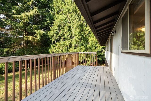 8785 SE Sedgwick Road, Port Orchard, WA 98366