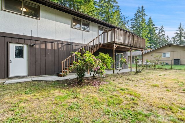 8785 SE Sedgwick Road, Port Orchard, WA 98366