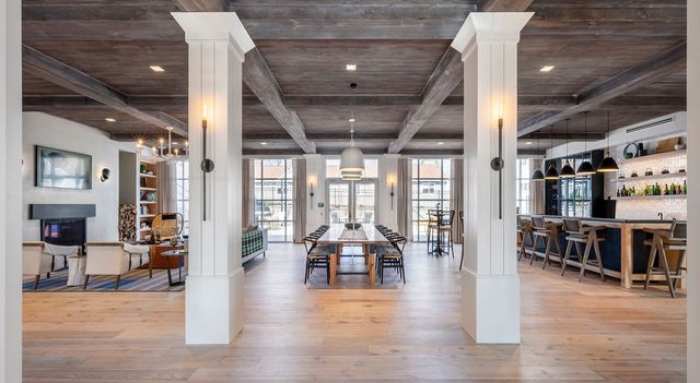 333 Unquowa Road 321, Fairfield, CT 06824