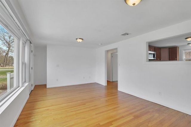 2401 Wilbraham Rd, Springfield, MA 01129