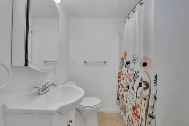 2401 Wilbraham Rd, Springfield, MA 01129