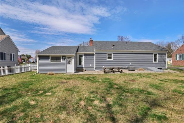 2401 Wilbraham Rd, Springfield, MA 01129