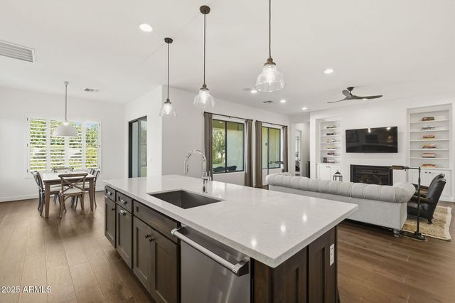 2480 E HAYMORE Street, Gilbert, AZ 85298