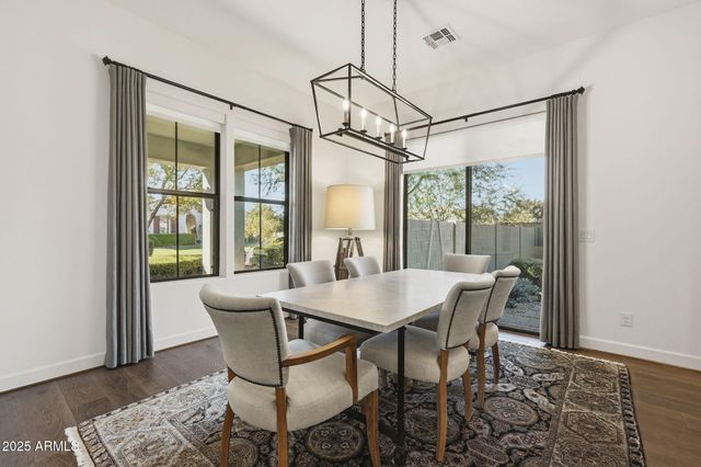 2480 E HAYMORE Street, Gilbert, AZ 85298