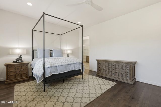 2480 E HAYMORE Street, Gilbert, AZ 85298