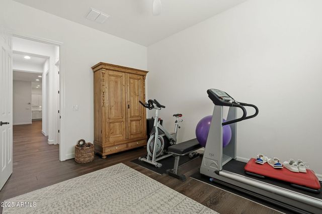 2480 E HAYMORE Street, Gilbert, AZ 85298