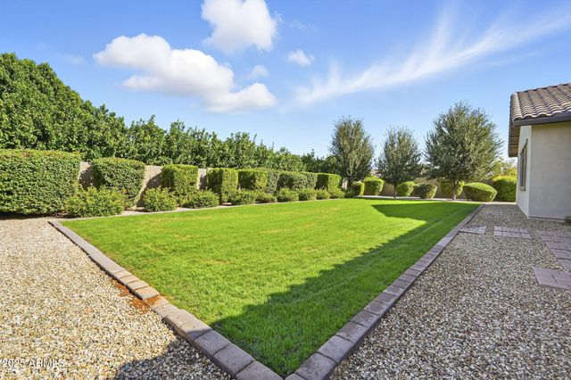 2480 E HAYMORE Street, Gilbert, AZ 85298