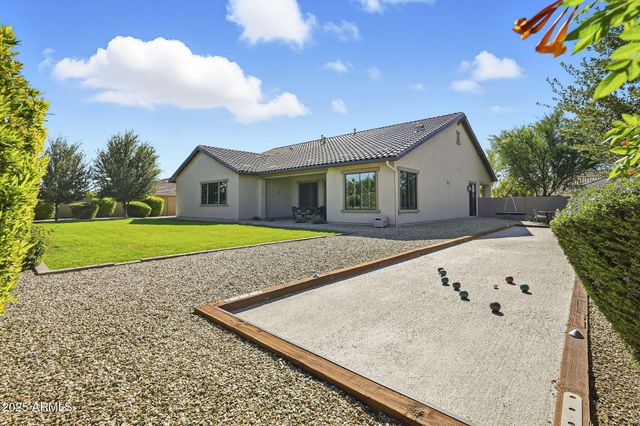 2480 E HAYMORE Street, Gilbert, AZ 85298