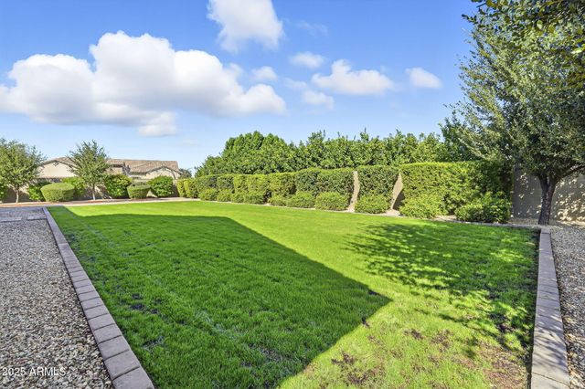 2480 E HAYMORE Street, Gilbert, AZ 85298