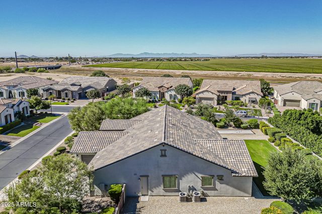 2480 E HAYMORE Street, Gilbert, AZ 85298