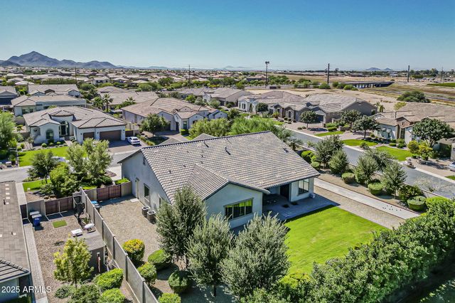 2480 E HAYMORE Street, Gilbert, AZ 85298