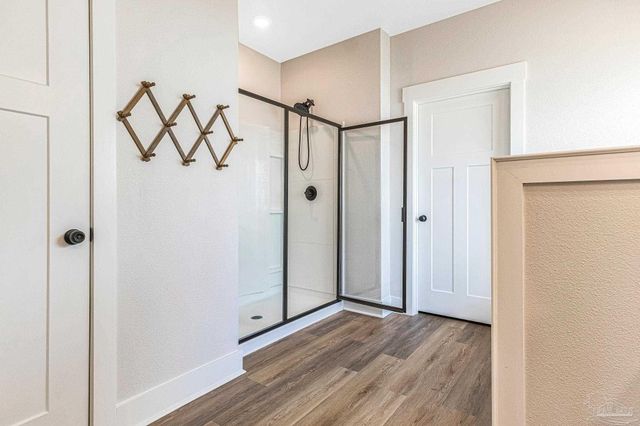 7612 Dewey Jernigan Rd, Pace, FL 32571