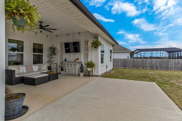 7612 Dewey Jernigan Rd, Pace, FL 32571