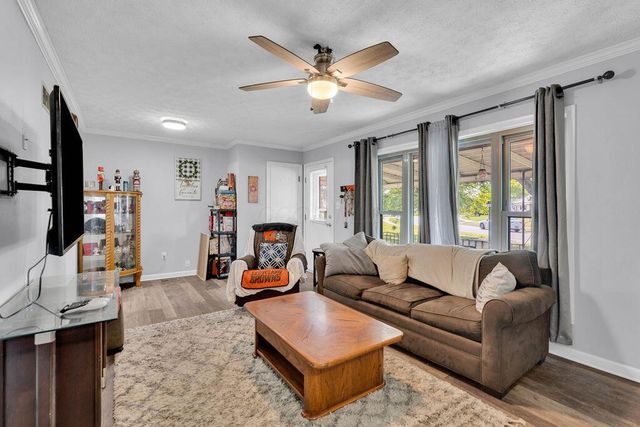 4370 Maplegrove Drive, Grove City, OH 43123