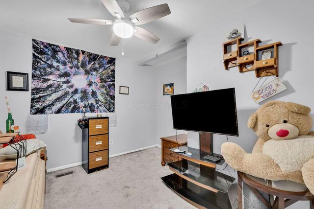 4370 Maplegrove Drive, Grove City, OH 43123