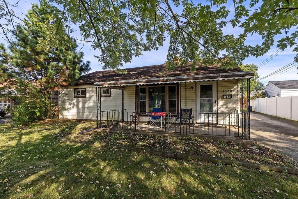 4370 Maplegrove Drive, Grove City, OH 43123