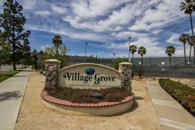 1586 Border, Corona, CA 92882