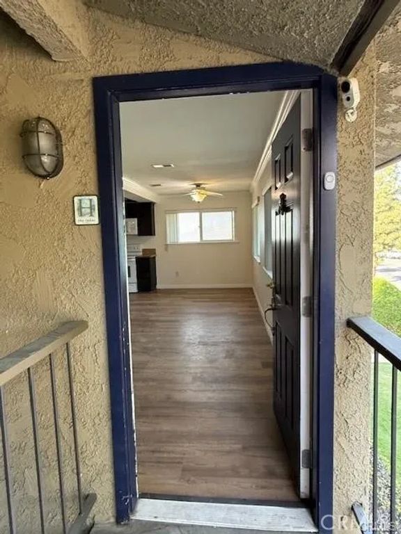 1586 Border, Corona, CA 92882