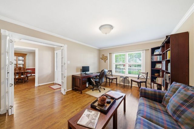 8307 Creekstone Circle, Houston, TX 77055