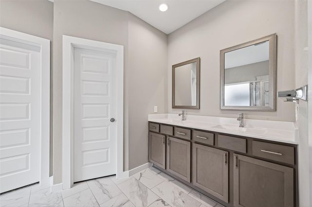 3306 Tilley Drive, Rosenberg, TX 77471