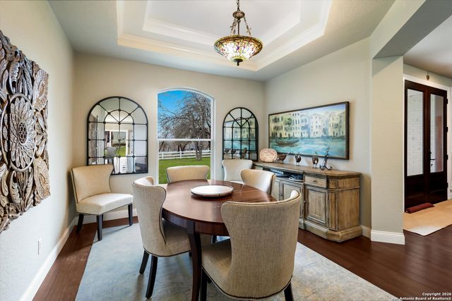 329 Cimarron, Floresville, TX 78114