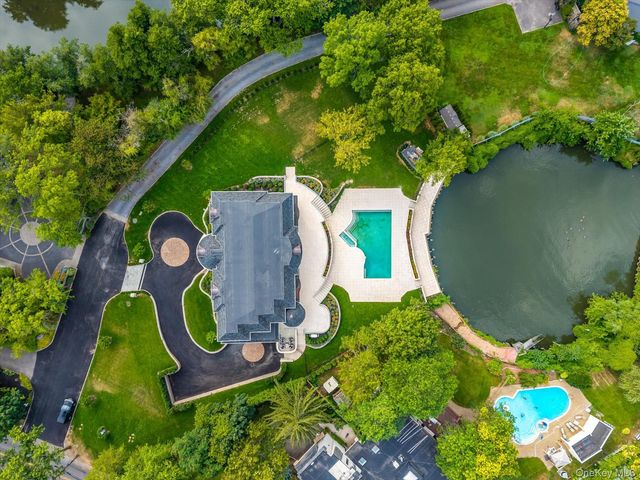 566A E Shore Road, Great Neck, NY 11024