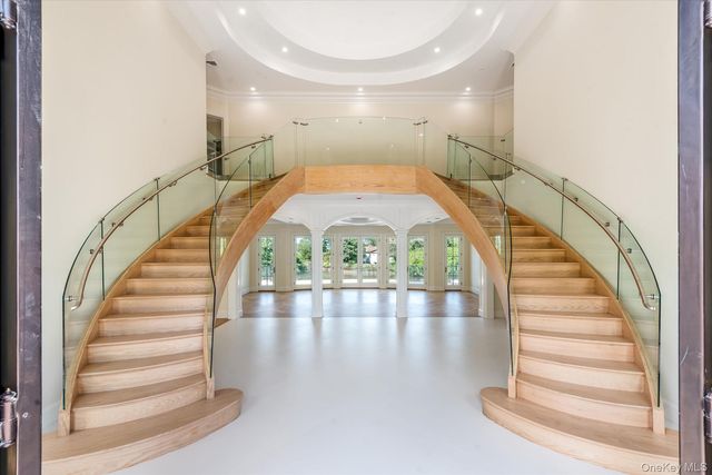 566A E Shore Road, Great Neck, NY 11024