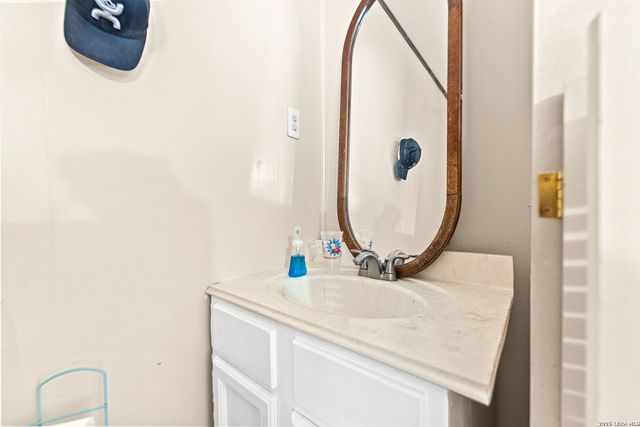 4103 W Salinas St, San Antonio, TX 78207